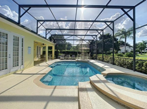 Fantastic 7 Bed 6 Bath in Prestigious Gated Comm, villa